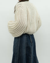 Load image into Gallery viewer, Handknit x Baggy Cream Cropped Chunky Cardigan (XS-L)