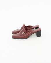 Load image into Gallery viewer, Vintage x JESSICA Burgundy Leather Loafers (9, 9.5)