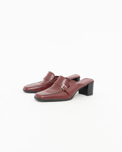 Load image into Gallery viewer, Vintage x JESSICA Burgundy Leather Loafers (9, 9.5)