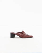 Load image into Gallery viewer, Vintage x JESSICA Burgundy Leather Loafers (9, 9.5)