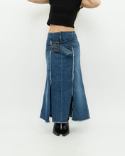 Load image into Gallery viewer, Vintage x Long Panelled Denim Skirt (L)