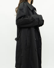 Load image into Gallery viewer, Vintage x Made in Canada x LONDON FOG Black Classic Trench (M-XL)