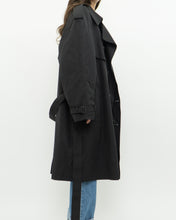 Load image into Gallery viewer, Vintage x Made in Canada x LONDON FOG Black Classic Trench (M-XL)