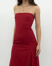 Load image into Gallery viewer, Vintage x BCBG Red Strapless Dress (XS)