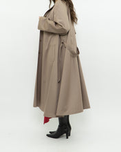 Load image into Gallery viewer, Vintage x Made in Japan x EATON Beige Trench (XS-M)