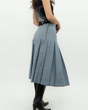 Load image into Gallery viewer, Vintage x Light Blue, Grey Plaid Reversible Wool Skirt (S, M)