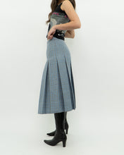 Load image into Gallery viewer, Vintage x Light Blue, Grey Plaid Reversible Wool Skirt (S, M)