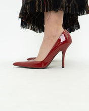 Load image into Gallery viewer, Vintage x Deadstock x Red Patent Leather Stilettos (7, 7.5)