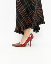 Load image into Gallery viewer, Vintage x Deadstock x Red Patent Leather Stilettos (7, 7.5)