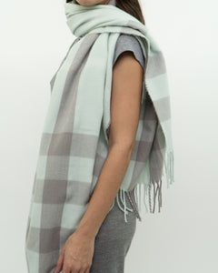 Modern x Light Blue & Grey Plaid Cashmere-feel Scarf