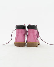 Load image into Gallery viewer, TIMBERLAND x Hot Pink Boots (8W)