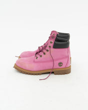 Load image into Gallery viewer, TIMBERLAND x Hot Pink Boots (8W)