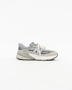 NEW BALANCE x 990 Reflective Sneakers (8, 8.5W)