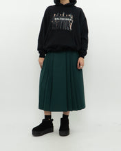 Load image into Gallery viewer, Vintage x Made in Canada x Forest Green Pleated Skirt (S, M)