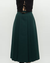 Load image into Gallery viewer, Vintage x Made in Canada x Forest Green Pleated Skirt (S, M)