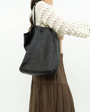 Load image into Gallery viewer, Vintage x Pebble Leather Black Shoulder Bag