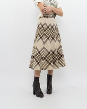 Load image into Gallery viewer, Vintage x HIGHLAND QUEEN Pure Wool Beige &amp; Brown Pattern Skirt (S)