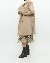 Load image into Gallery viewer, Vintage x Deadstock JONES NY Beige Trench (M-XL)