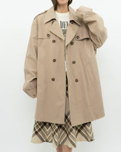 Load image into Gallery viewer, Vintage x Deadstock JONES NY Beige Trench (M-XL)