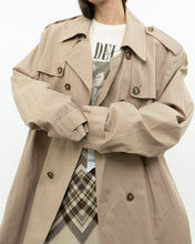 Load image into Gallery viewer, Vintage x Deadstock JONES NY Beige Trench (M-XL)