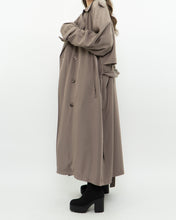 Load image into Gallery viewer, Vintage x Soft Taupe Trench (S-L)