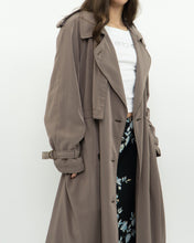 Load image into Gallery viewer, Vintage x Soft Taupe Trench (S-L)