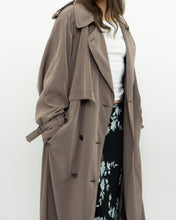 Load image into Gallery viewer, Vintage x Soft Taupe Trench (S-L)