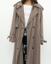 Load image into Gallery viewer, Vintage x Soft Taupe Trench (S-L)