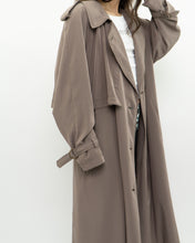 Load image into Gallery viewer, Vintage x Soft Taupe Trench (S-L)