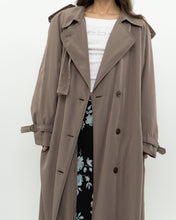 Load image into Gallery viewer, Vintage x Soft Taupe Trench (S-L)