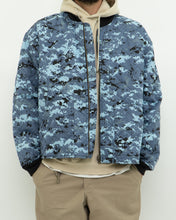 Load image into Gallery viewer, Vintage x Made in Canada x Light Blue Digi Camo Jacket (S-XL)