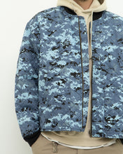 Load image into Gallery viewer, Vintage x Made in Canada x Light Blue Digi Camo Jacket (S-XL)