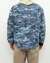 Load image into Gallery viewer, Vintage x Made in Canada x Light Blue Digi Camo Jacket (S-XL)