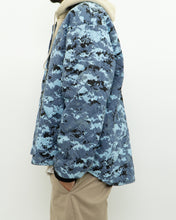 Load image into Gallery viewer, Vintage x Made in Canada x Light Blue Digi Camo Jacket (S-XL)