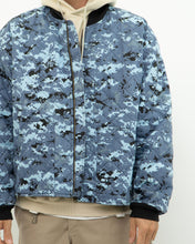 Load image into Gallery viewer, Vintage x Made in Canada x Light Blue Digi Camo Jacket (S-XL)