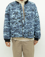 Load image into Gallery viewer, Vintage x Made in Canada x Light Blue Digi Camo Jacket (S-XL)