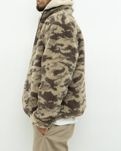 Load image into Gallery viewer, NIKE x Reversbile Fleece Camo Jacket (S-L)