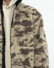 Load image into Gallery viewer, NIKE x Reversbile Fleece Camo Jacket (S-L)