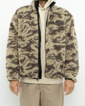 Load image into Gallery viewer, NIKE x Reversbile Fleece Camo Jacket (S-L)