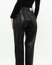 Load image into Gallery viewer, Vintage x Made in UK x Black Shiny Snakeskin Soft Denim (S, M)