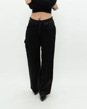 Load image into Gallery viewer, Vintage x Made in Canada x Black Satin Cargo Pant (S, M)