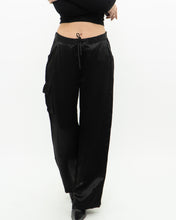 Load image into Gallery viewer, Vintage x Made in Canada x Black Satin Cargo Pant (S, M)