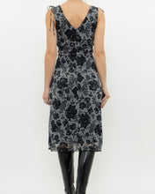 Load image into Gallery viewer, Vintage x Made in Canada x Grey Floral Midi Dress (M, L)