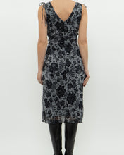 Load image into Gallery viewer, Vintage x Made in Canada x Grey Floral Midi Dress (M, L)