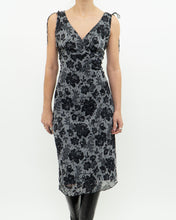 Load image into Gallery viewer, Vintage x Made in Canada x Grey Floral Midi Dress (M, L)