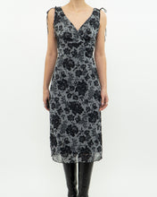 Load image into Gallery viewer, Vintage x Made in Canada x Grey Floral Midi Dress (M, L)