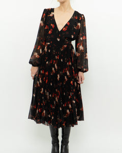 WILFRED x Black, Red Floral Wrap Dress (S, M)