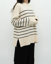 Load image into Gallery viewer, ZARA x Cozy Striped Oversized Sweater (XS-XL)