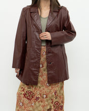 Load image into Gallery viewer, Vintage x Made in Hong Kong x Burgundy Leather Coat (S, M)