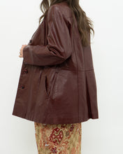 Load image into Gallery viewer, Vintage x Made in Hong Kong x Burgundy Leather Coat (S, M)